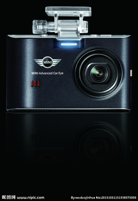 小巧玲珑，影像不凡 超清晰迷你卡片相机正面大图鉴赏